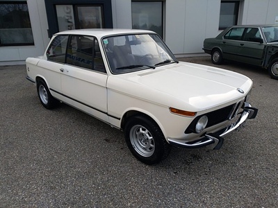 BMW E10